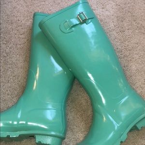 Rain boots